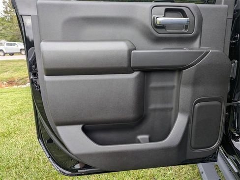 New 2026 Chevrolet Silverado 2500 Custom w/ Custom Value Package image 20