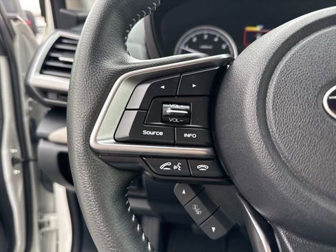 Used 2023 Subaru Forester Limited image 13