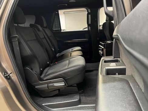 Used 2019 Ford Expedition Max XLT RWD image 36