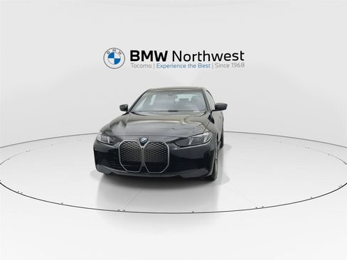 Used 2025 BMW i4 xDrive40i w/ Parking Assistance Package image 8