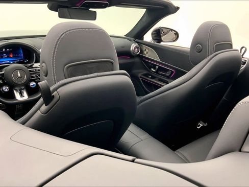 Certified 2022 Mercedes-Benz SL 55 AMG 4MATIC image 15