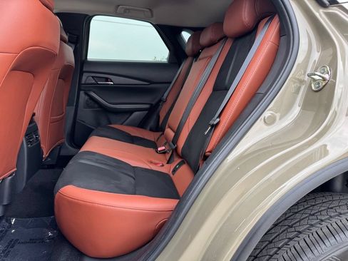 Certified 2025 MAZDA CX-30 Carbon AWD/4WD image 9