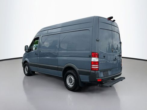 Used 2018 Mercedes-Benz Sprinter 2500 image 5