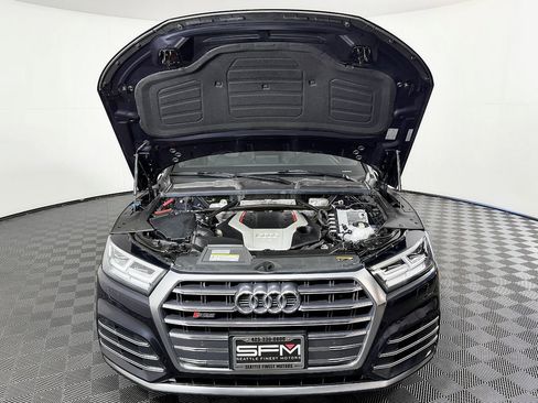 Used 2020 Audi SQ5 Premium w/ Convenience Package image 21