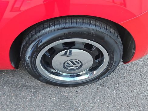 Used 2014 Volkswagen Beetle 2.5 image 10