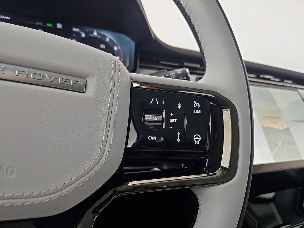 New 2026 Land Rover Range Rover Sport Dynamic SE AWD/4WD image 17