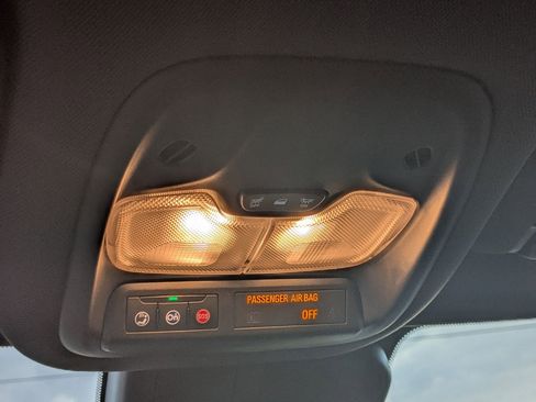 Used 2022 Chevrolet TrailBlazer RS w/ Technology Package image 20