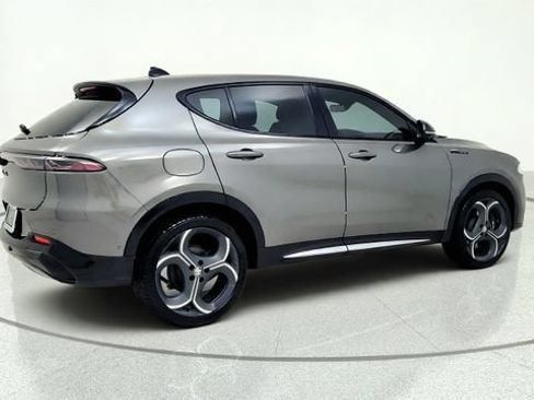 Used 2026 Alfa Romeo Tonale w/ Active Assist Package AWD/4WD image 9