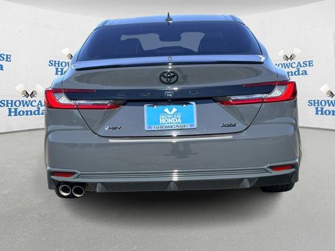 Used 2025 Toyota Camry XSE image 6