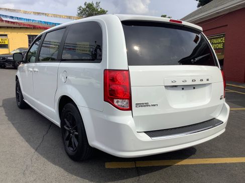 Used 2019 Dodge Grand Caravan GT FWD image 5