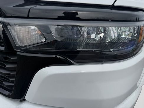 New 2026 RAM 1500 4x4 Crew Cab image 22