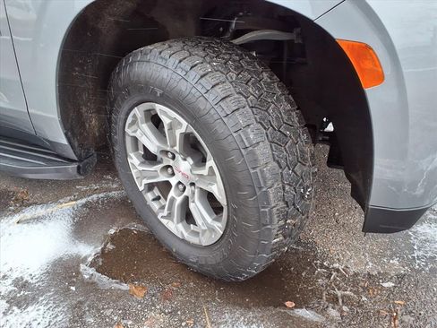 Certified 2023 GMC Yukon XL SLE image 40