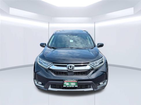 Used 2018 Honda CR-V Touring image 2