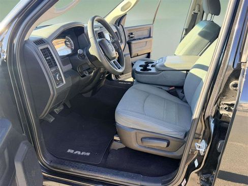 Used 2018 RAM 1500 Express w/ Black Ram 1500 Express Group image 18