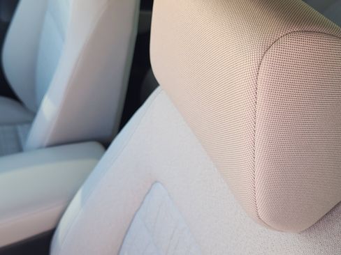 Certified 2023 Honda HR-V LX image 14