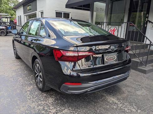 Used 2023 Volkswagen Jetta S FWD image 3