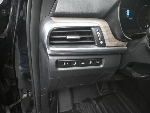Used 2022 Kia Telluride EX w/ EX Premium Package AWD/4WD image 13