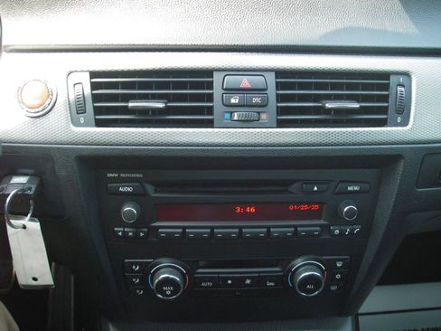 Used 2011 BMW 335is Coupe RWD image 25