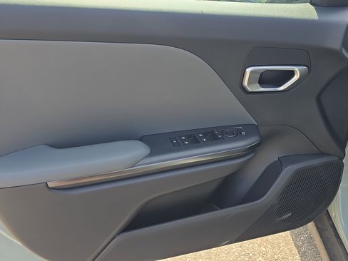 New 2026 Kia K4 FWD image 17
