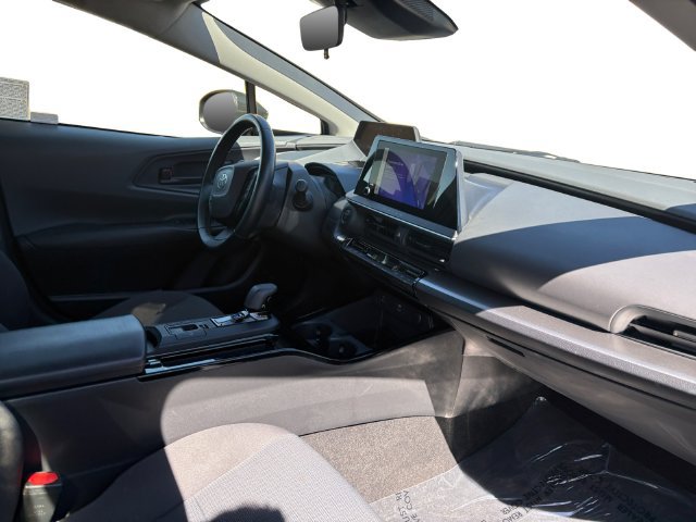 Certified 2024 Toyota Prius LE FWD image 20