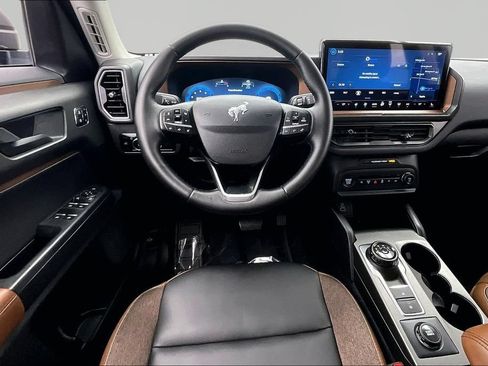 Certified 2025 Ford Bronco Sport Outer Banks w/ Outer Banks Tech Package+ AWD/4WD image 5