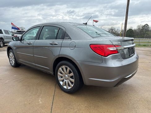 Used 2013 Chrysler 200 Touring w/ S Exterior Appearance Pkg image 5