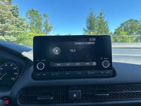 New 2025 Honda HR-V LX image 19