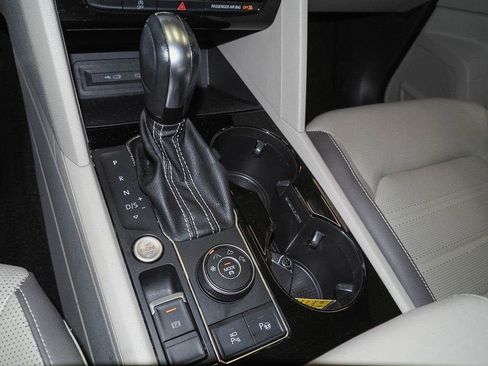 Used 2021 Volkswagen Atlas SEL Premium AWD/4WD image 15