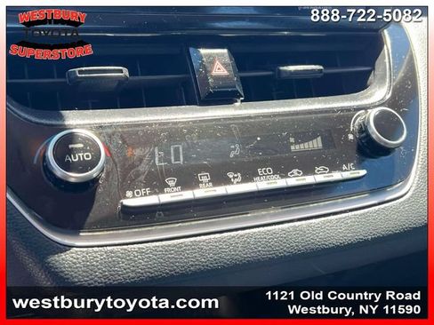 Used 2022 Toyota Corolla LE FWD image 33