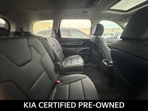 Certified 2024 Kia Telluride S w/ S Sunroof Package FWD image 7