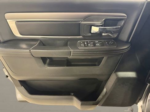 Used 2021 RAM 1500 Classic Warlock image 7