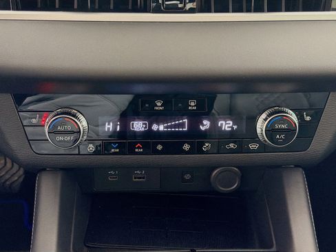 New 2025 Mitsubishi Outlander SEL Black Edition image 19