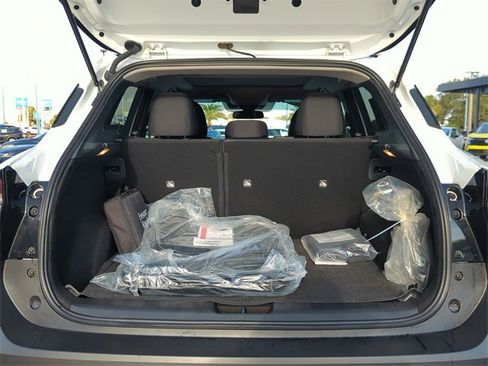 Certified 2025 Nissan Kicks SV w/ SV Premium Package image 14