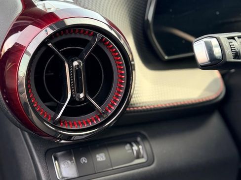 Used 2025 Chevrolet Equinox RS image 13