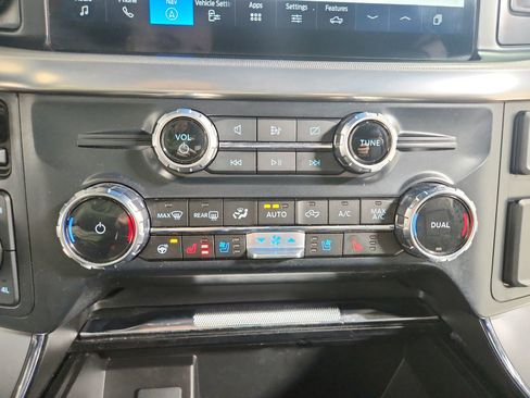 Used 2024 Ford F150 Lariat w/ Tow/Haul Package image 32