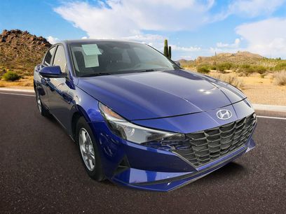 Used 2023 Hyundai Elantra SE