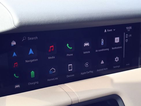 Certified 2022 Porsche Taycan image 17