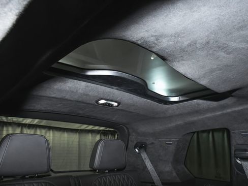 Used 2023 BMW X7 xDrive40i w/ M Sport Package image 62