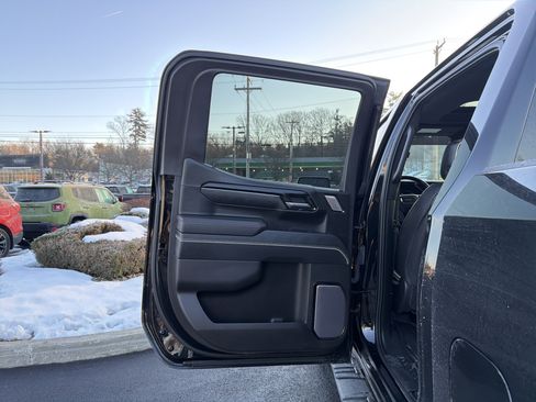 Used 2023 GMC Sierra 1500 AT4X image 31