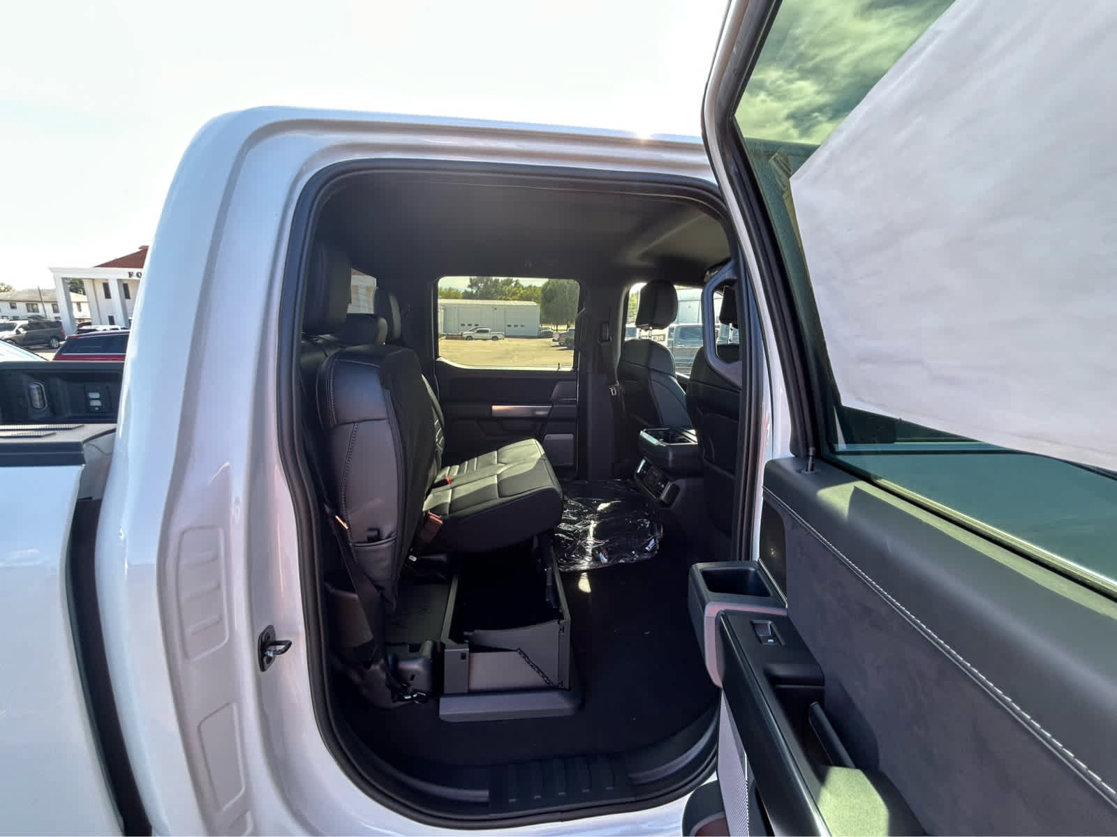 New 2026 Ford F150 Platinum w/ Equipment Group 701A Standard AWD/4WD image 10