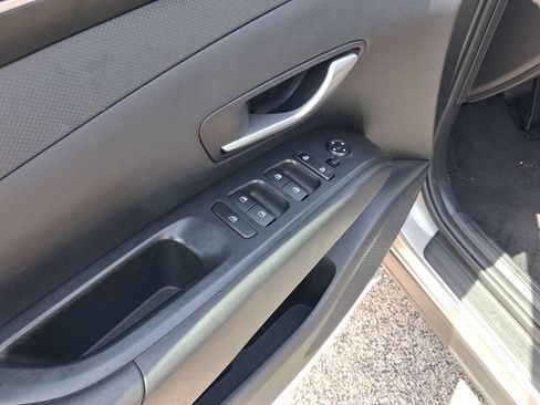 Used 2023 Hyundai Tucson SEL FWD image 14