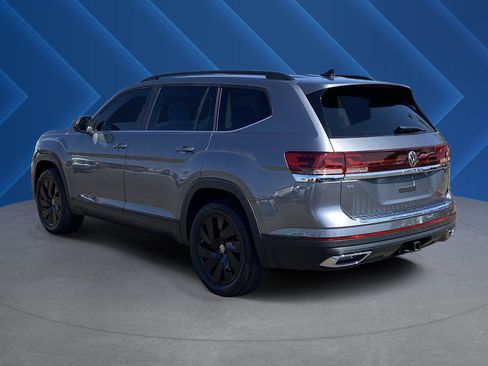 Used 2024 Volkswagen Atlas SE FWD image 5