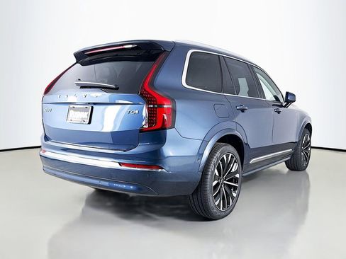 New 2026 Volvo XC90 T8 Plus w/ Protection Package Premier image 7