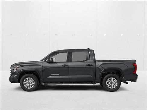 New 2026 Toyota Tundra SR5 AWD/4WD image 3