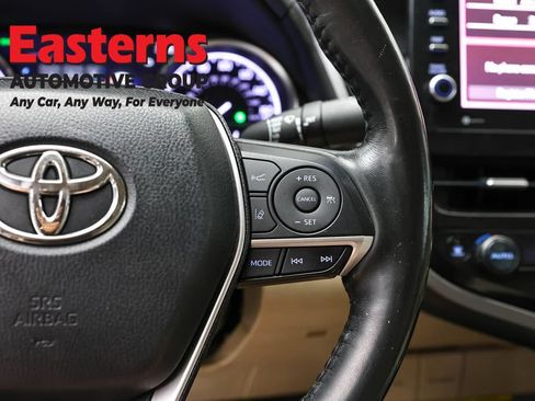 Used 2021 Toyota Camry XLE AWD/4WD image 15