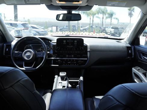 Used 2022 Nissan Pathfinder SL w/ SL Premium Package FWD image 27