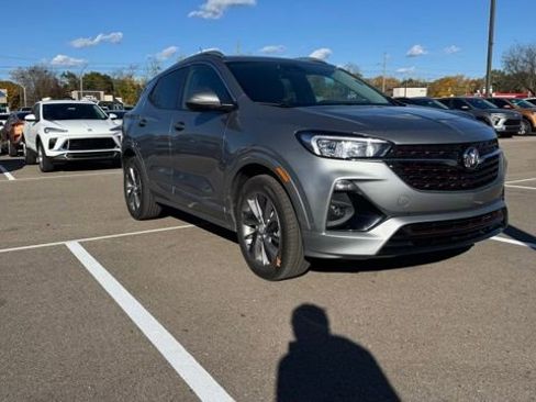Used 2023 Buick Encore GX Select w/ Sport Touring Package image 4