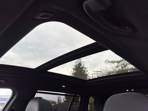 Used 2023 BMW X7 xDrive40i w/ Executive Package image 25