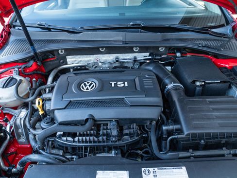 Used 2017 Volkswagen Golf Alltrack S AWD/4WD image 8