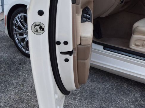 Used 2014 Cadillac CTS Luxury RWD image 40